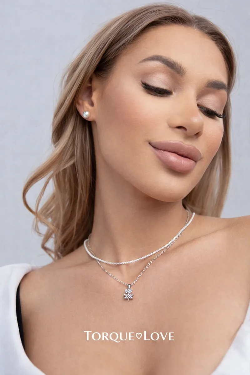 Set of necklace and earrings