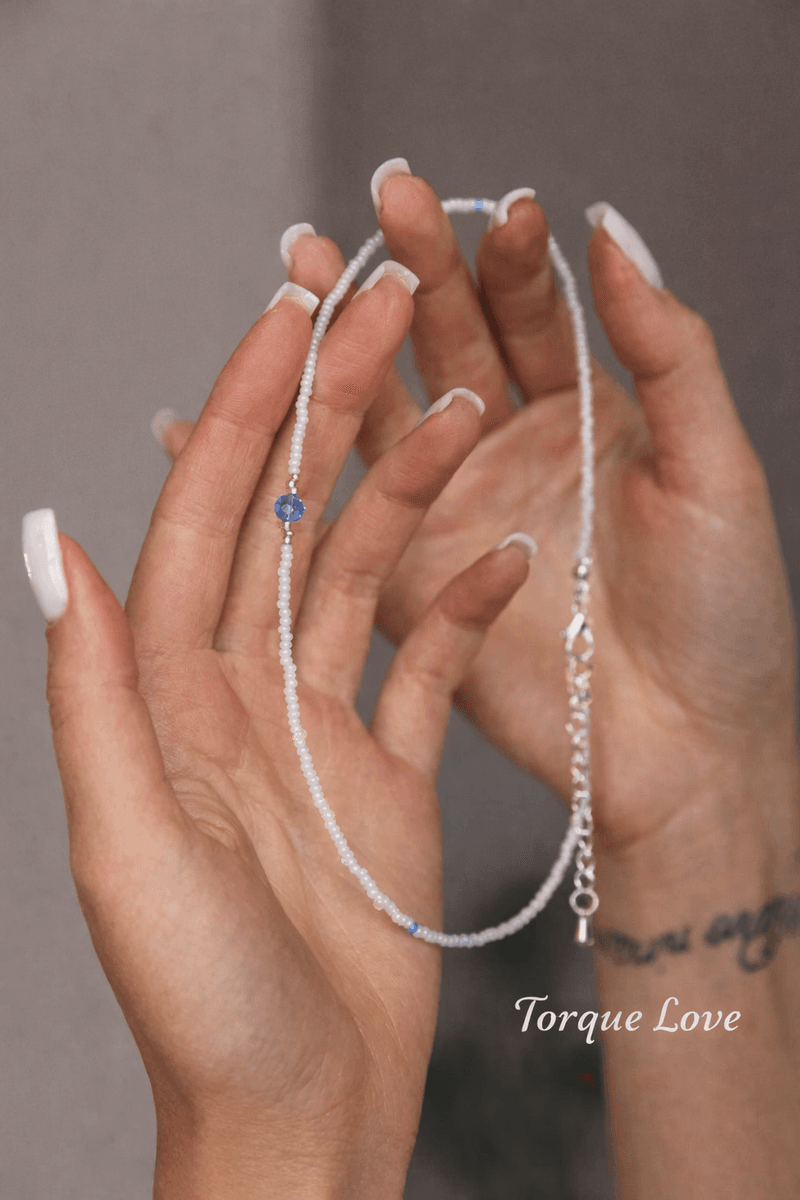 Neck choker made of beads jewelry