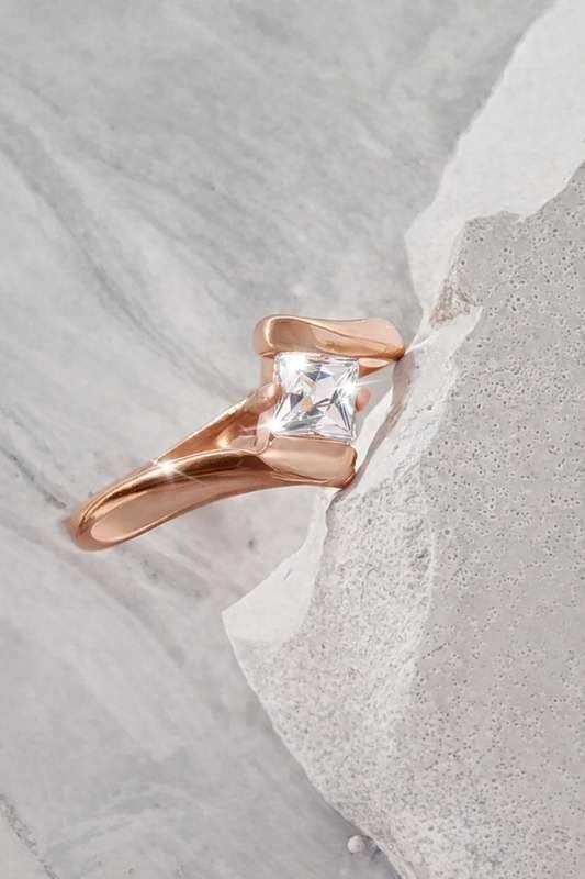 Women's gold plated ring with cubic zirconia stone jewelry