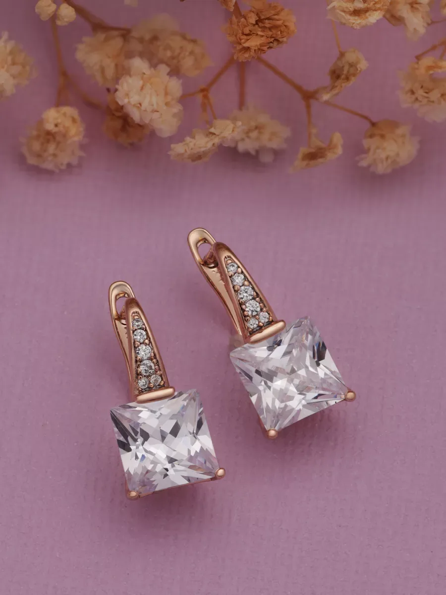Square earrings with cubic zirconia, gold plated