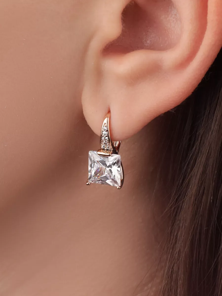 Square earrings with cubic zirconia, gold plated