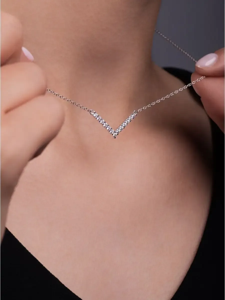 Silver necklace with stone 925 geometry V